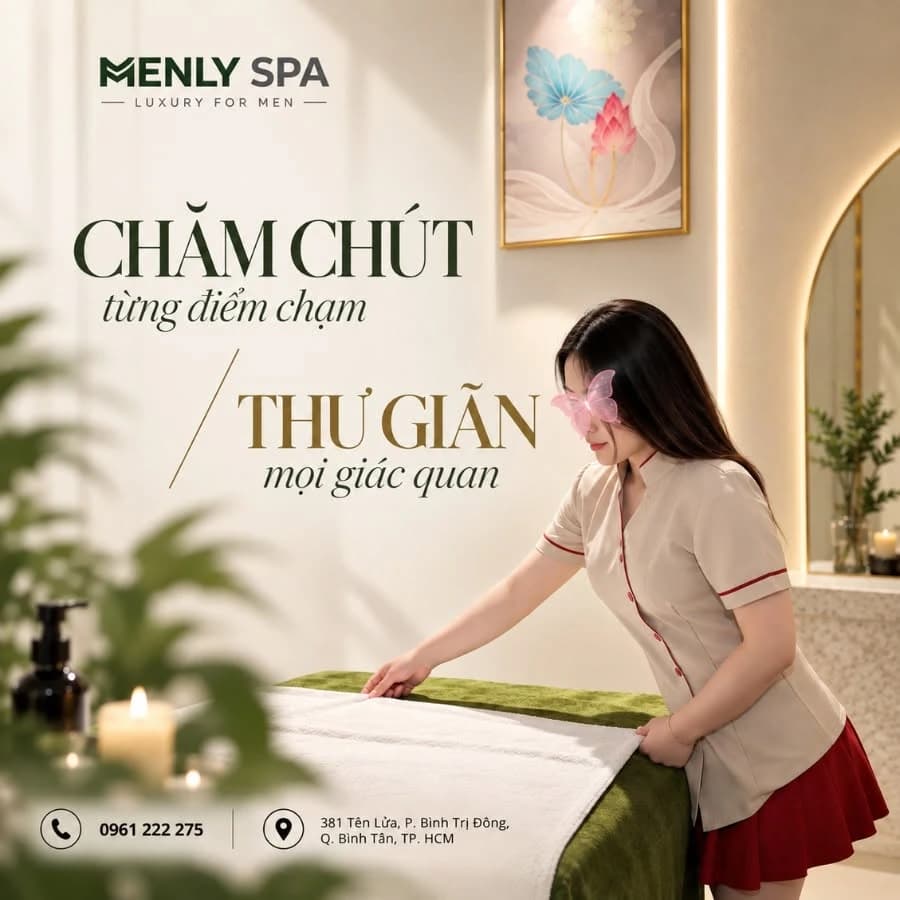 Menly Spa: Chăm chút từng điểm chạm, thư giãn mọi giác quan. Nữ kỹ thuật viên chuẩn bị giường spa.